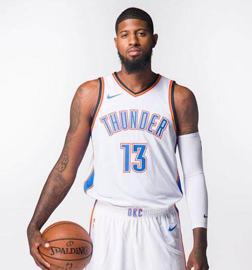 斯帕莱蒂：弗拉霍维奇会缺阵两三个月；我们要赢而且踢得漂亮（斯帕莱蒂：弗拉霍维奇将伤停两到三个月，我们要取胜且踢得精彩）