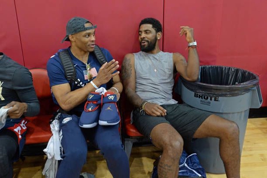 打入制胜一球，麦卡利斯特当选利物浦vs皇马全场最佳球员（绝杀制胜！麦卡利斯特当选利物浦对皇马全场最佳）