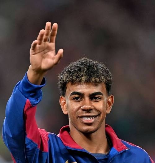 美国队大名单：德斯特、雷纳、巴洛贡入选，普利希奇未被征召（美国家队名单公布：德斯特、雷纳、巴洛贡入围，普利希奇落选）