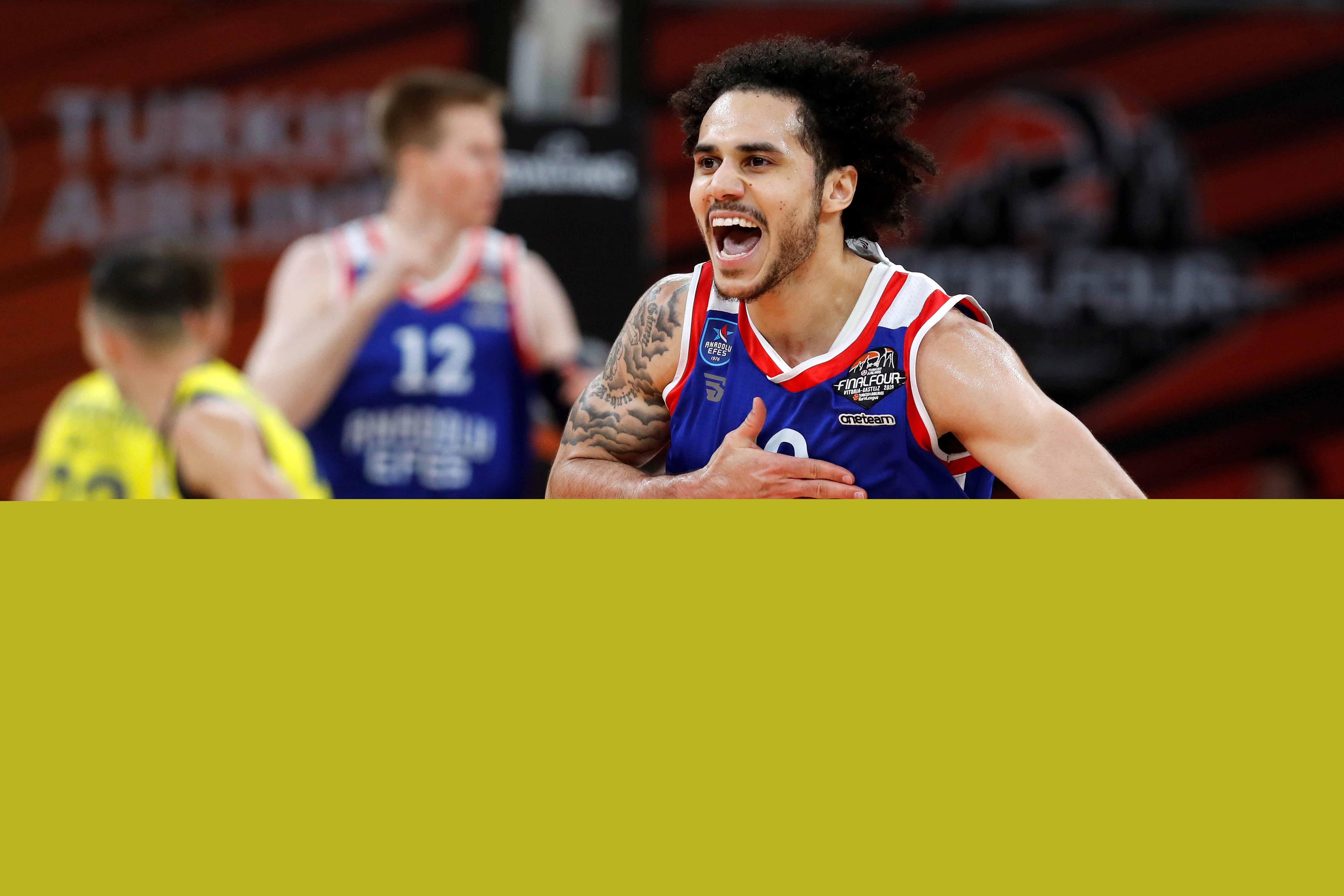 休赛期完成精准补强！媒体人：上海男篮新赛季目标为前四名（休赛期精准引援到位！媒体人称上海男篮新季剑指前四）