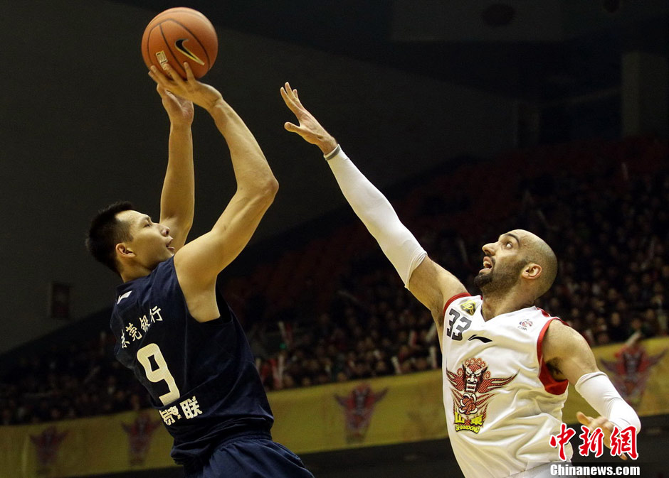 NBA战报：威少21分6板11助，国王128-123险胜掘金（NBA快讯：威少21分6板11助，国王128-123惊险力克掘金）