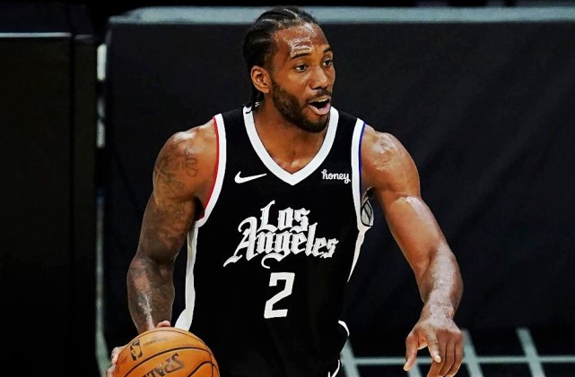 皇马齐达内战术显效4-0取胜塞尔塔（齐达内战术奏效，皇马4-0完胜塞尔塔）