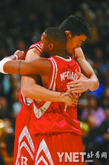 女子篮球联盟赛季焦点球员表现（女篮联盟本赛季核心球员表现盘点）